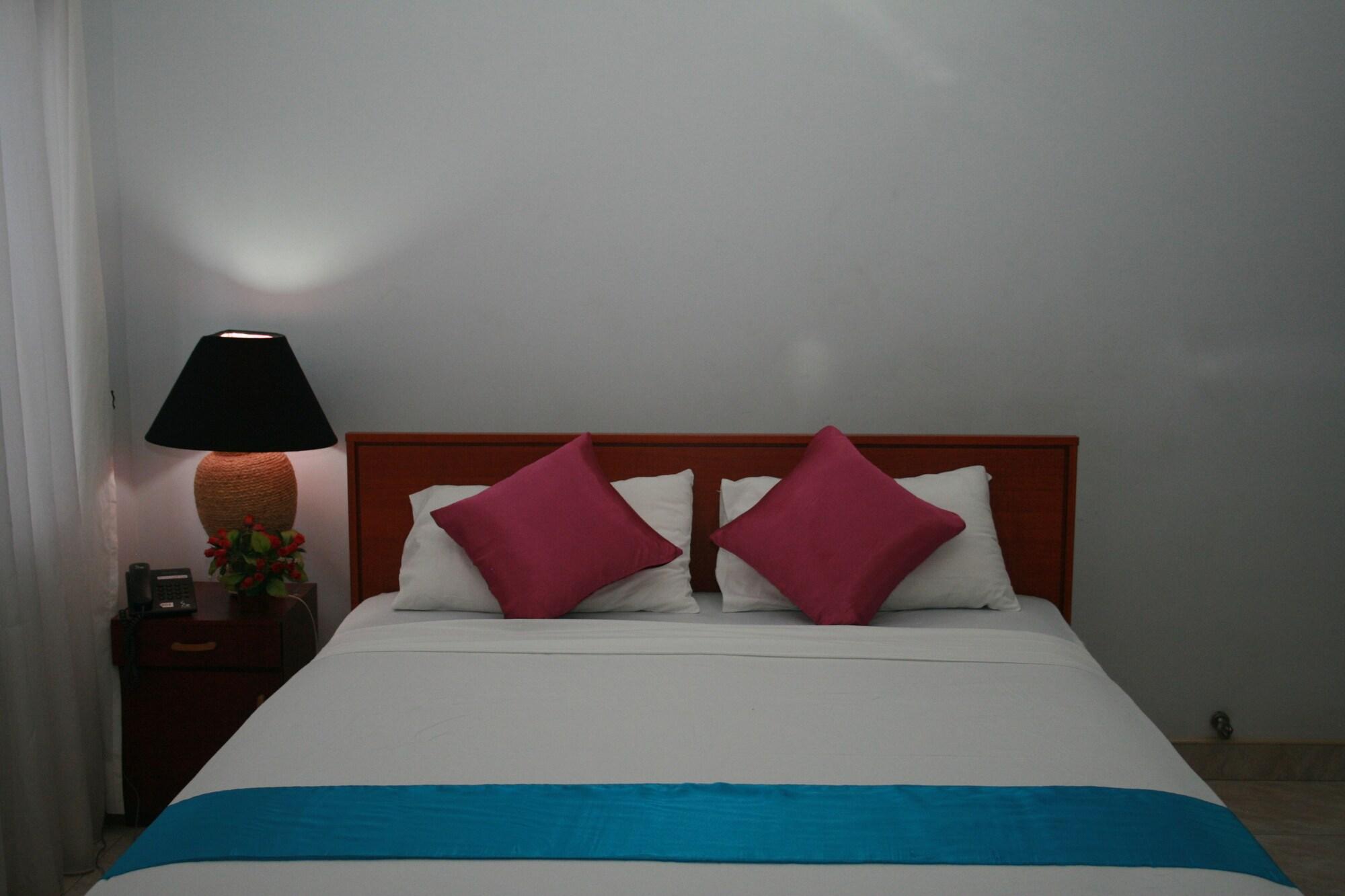 Blue Gum Hotel Ja-Ela Zewnętrze zdjęcie